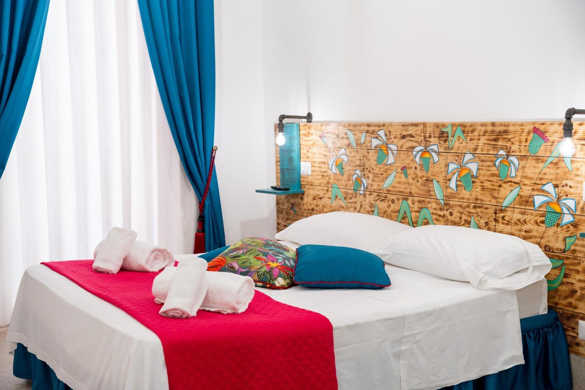 Palazzo Nicolaus Del Borgo Antico Bed & Breakfast Bari Exterior foto