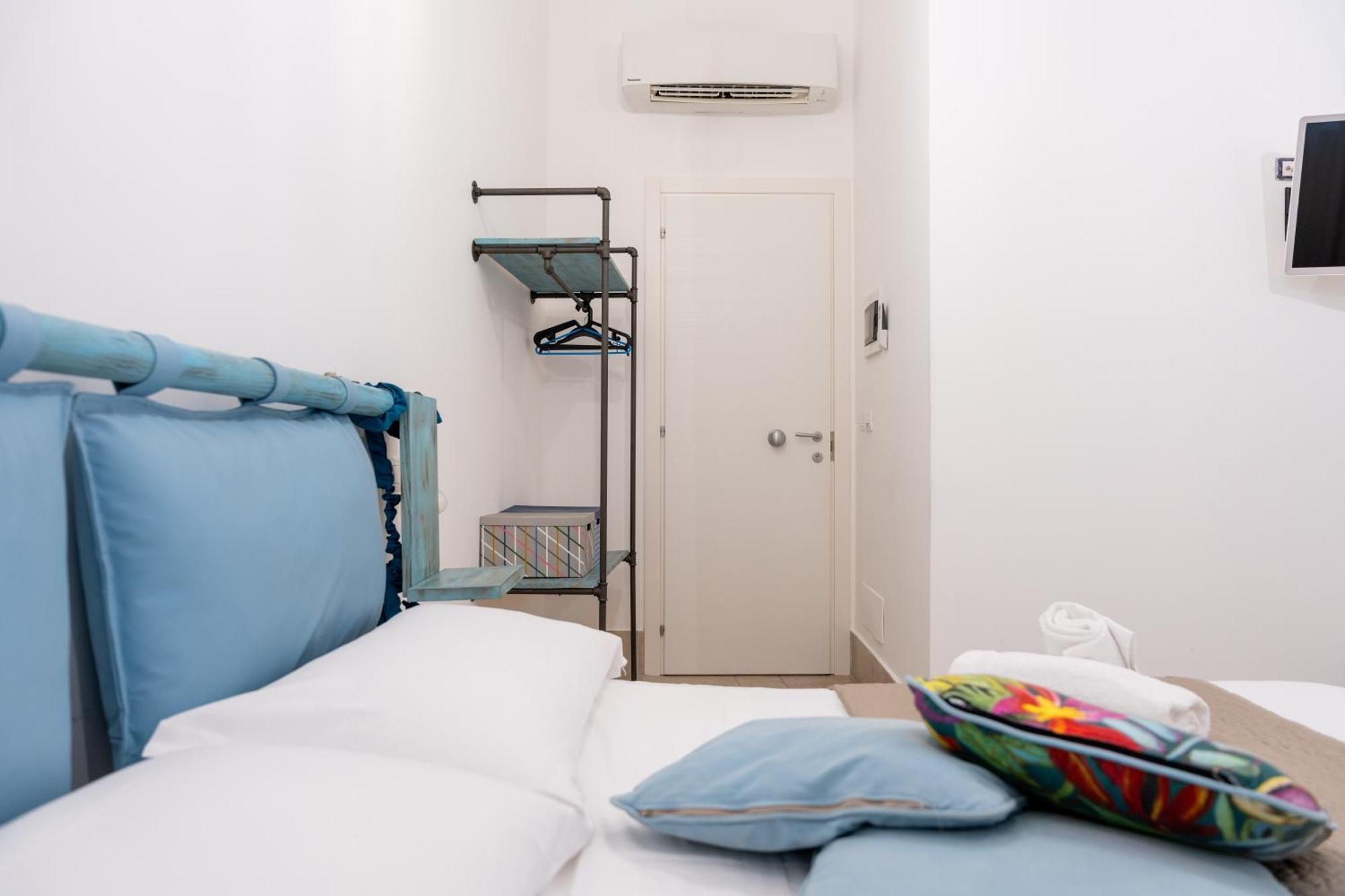 Palazzo Nicolaus Del Borgo Antico Bed & Breakfast Bari Exterior foto