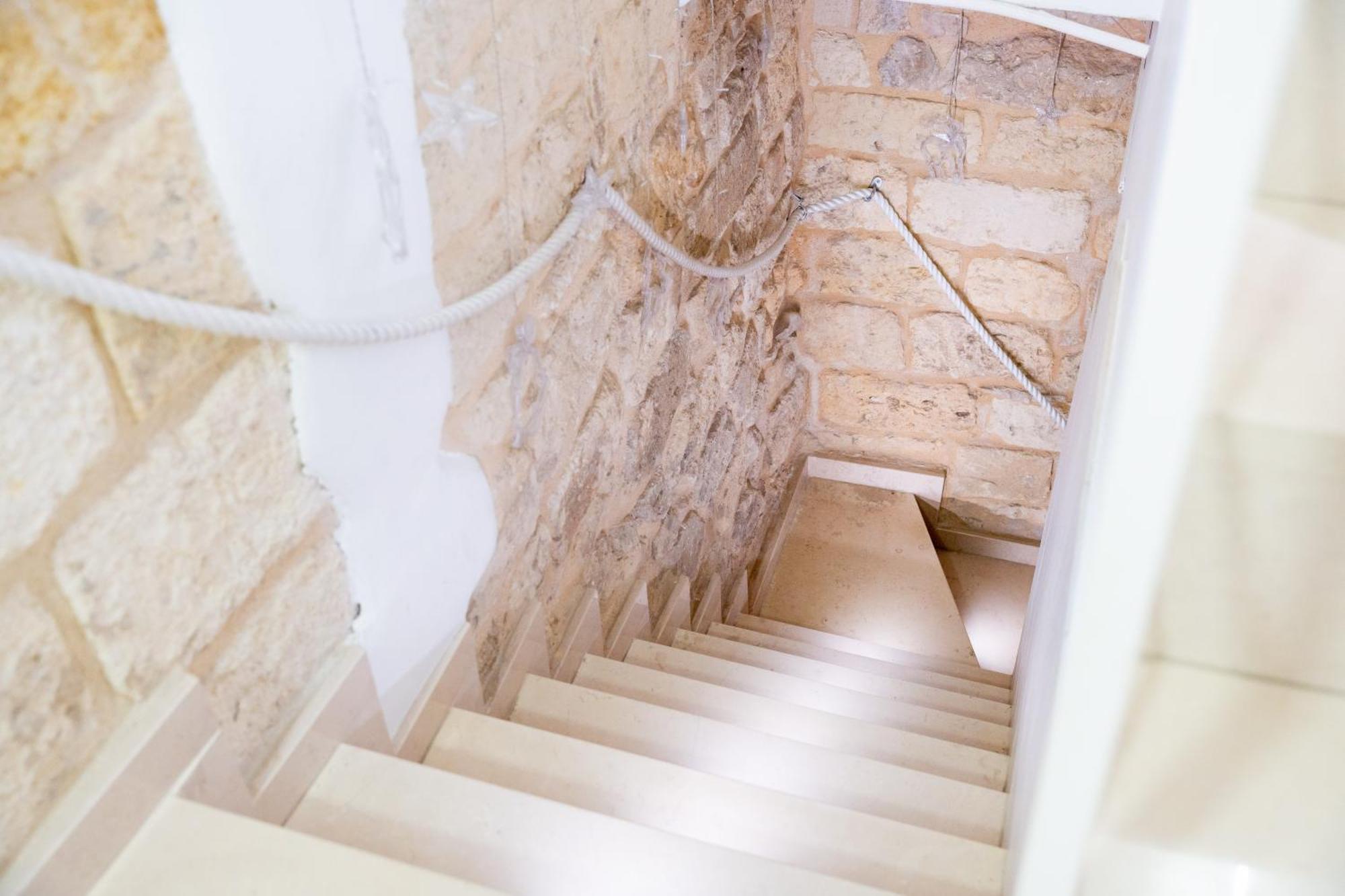 Palazzo Nicolaus Del Borgo Antico Bed & Breakfast Bari Exterior foto